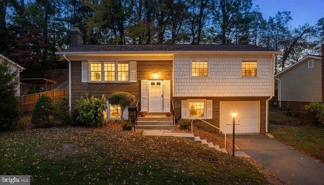 13652 Kingsman Rd, Woodbridge