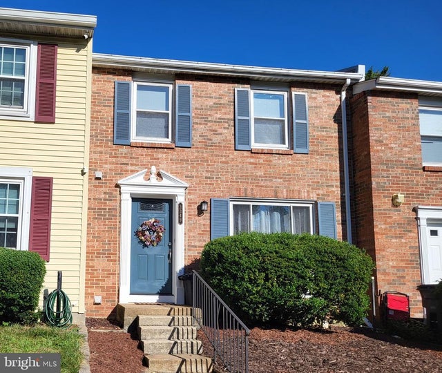 3349 Wyndale Ct, Woodbridge