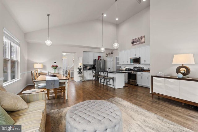 12203 Aster Rd, Bristow