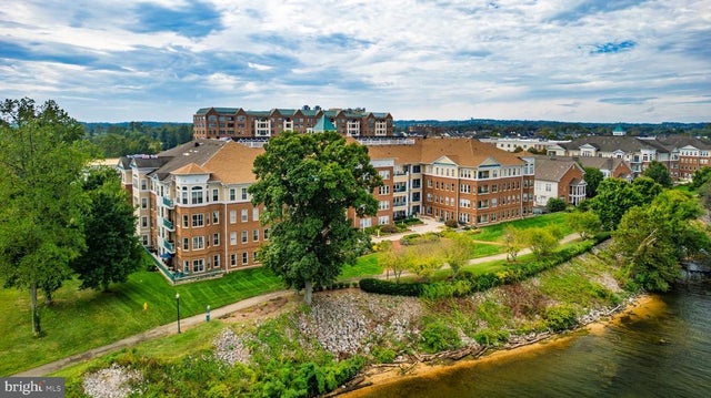 440 Belmont Bay Dr #307, Woodbridge