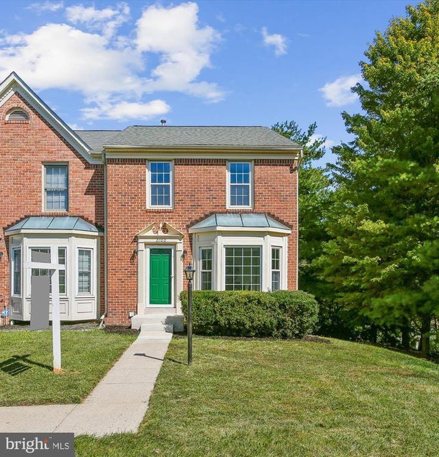 2700 Winston Ct, Woodbridge