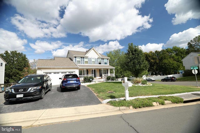 5710 Rhode Island Dr, Woodbridge