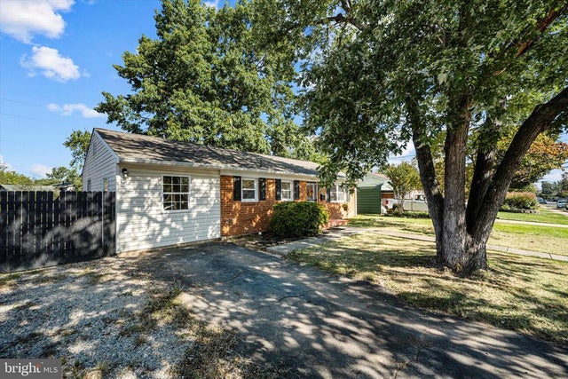 9422 King George Dr, Manassas