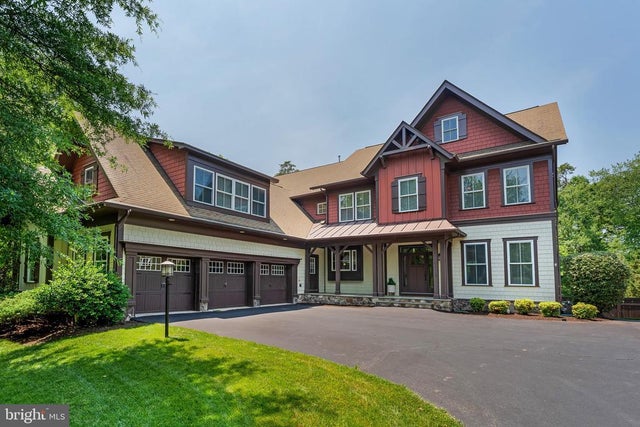 14428 Eagle Island Ct, Gainesville