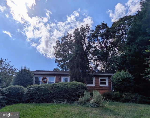 1905 Richmond Ave, Woodbridge