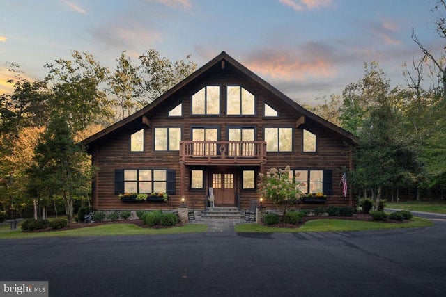 4791 Wintergreen Ct, Woodbridge