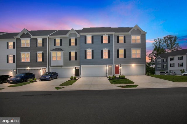 4527 Dale Creek Way, Woodbridge