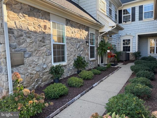 13961 Gullane Dr, Woodbridge