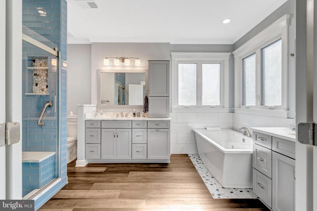 9516 Tarvie Cir, BRISTOW