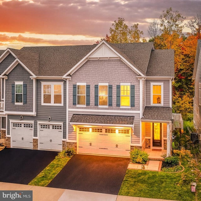 18260 Moss Garden Rd, Dumfries