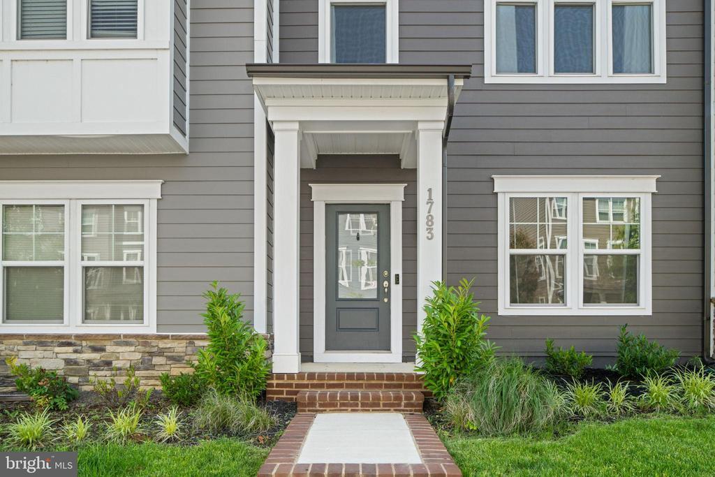 1783 Hickory Woods Rd, DUMFRIES