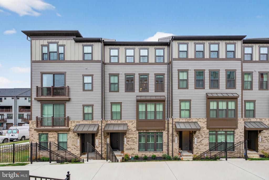 17454 Southern Shores Dr, DUMFRIES