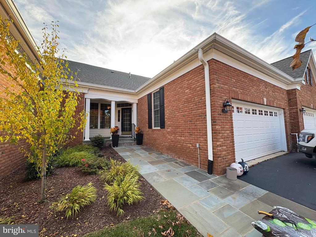 5411 Trevino Dr, HAYMARKET