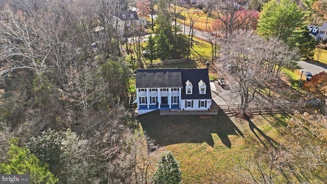 6047 Greenway Ct, Manassas