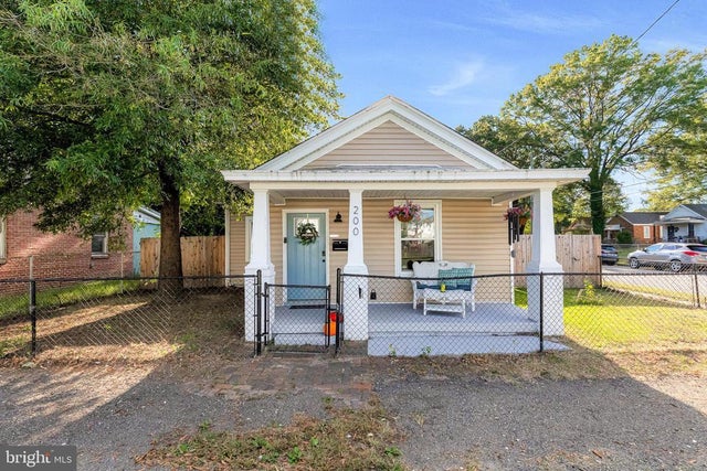 200 E 30th St, Richmond