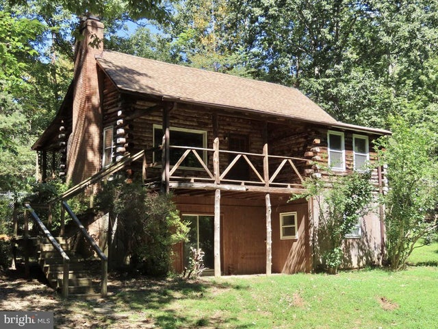 300 Seven Ponds Rd, Amissville