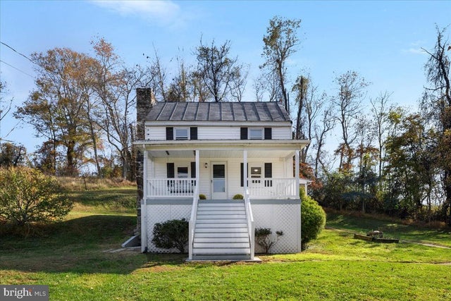 13886 Crest Hill Rd, Flint Hill