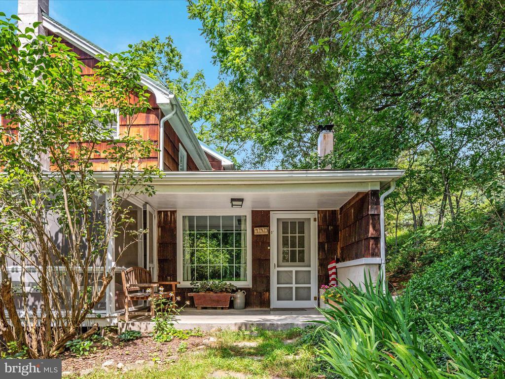 Listing photo for 2335 Saint Davids Church Rd, FORT VALLEY, VA