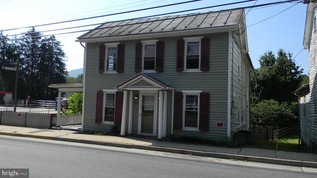 309 N Main St, Edinburg