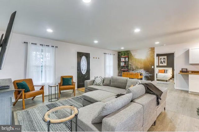 8650 Supinlick Ridge Road, Mount Jackson