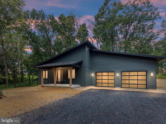 126 Chickadee Ct, Woodstock