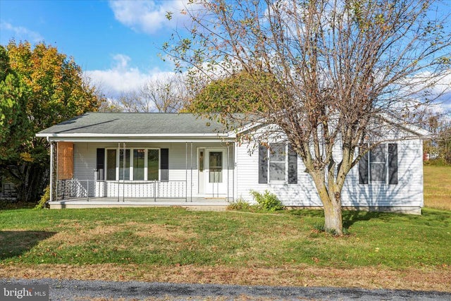 80 Honeysuckle Ave, Woodstock