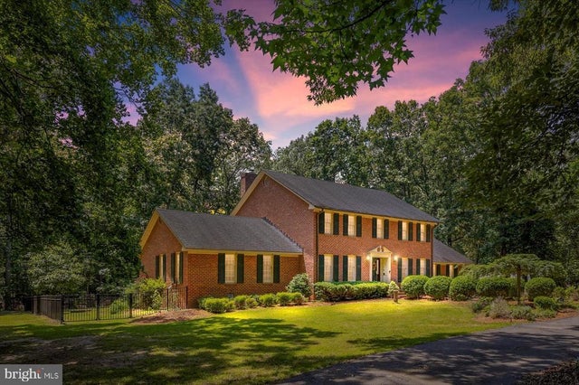 100 W River Bend Rd, Fredericksburg