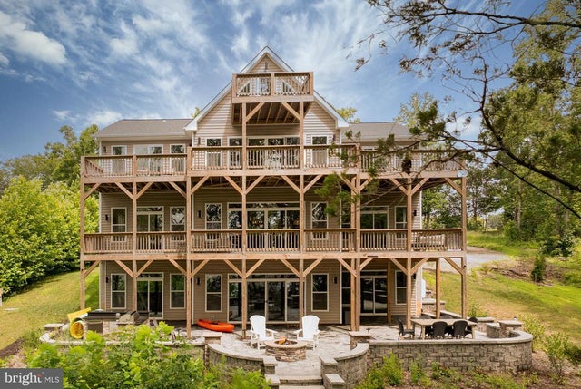 5727 Private Rd, Mineral