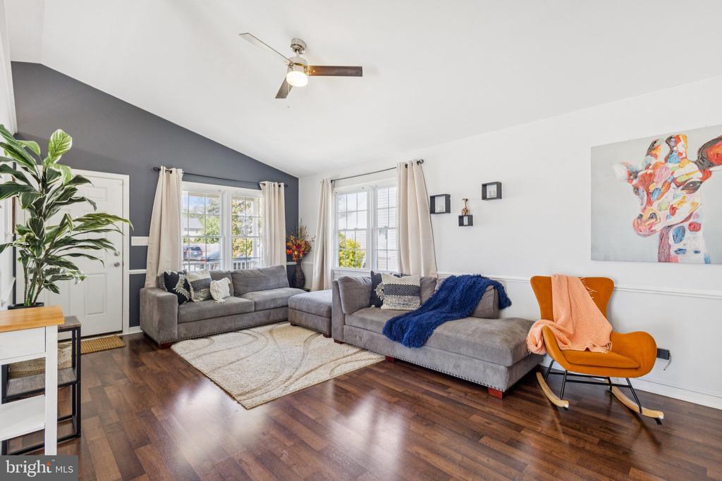 200 Powell St, FREDERICKSBURG