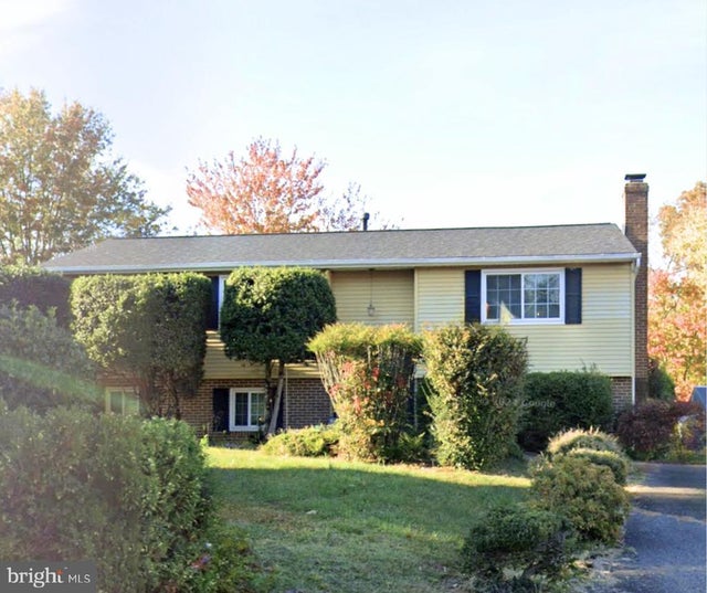 5068 Macnamara Dr, Fredericksburg