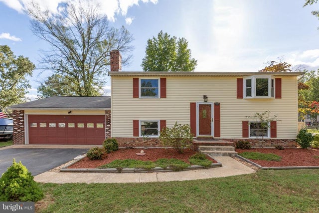 5528 Tallow St, Fredericksburg