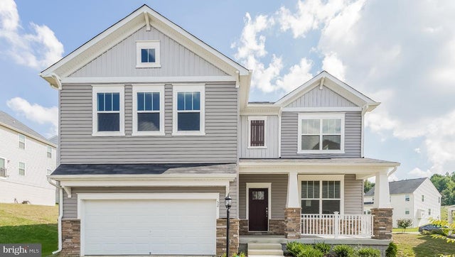 814 Long Meadow Dr, Fredericksburg