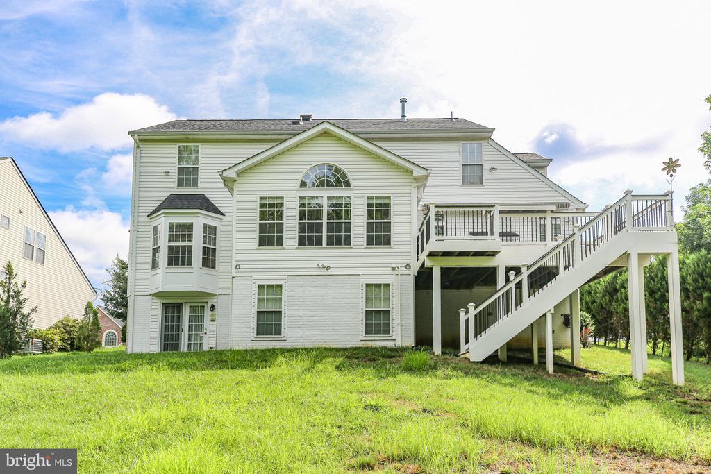 71 Riggs Rd, FREDERICKSBURG