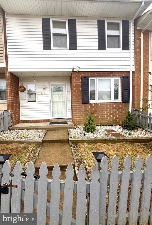 131 Oak Dr, Stafford