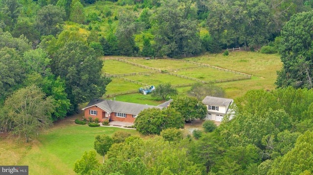 45 Bowling Farm Ln, Fredericksburg