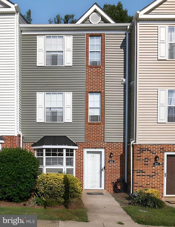 405 Westminster Ln #144, Stafford