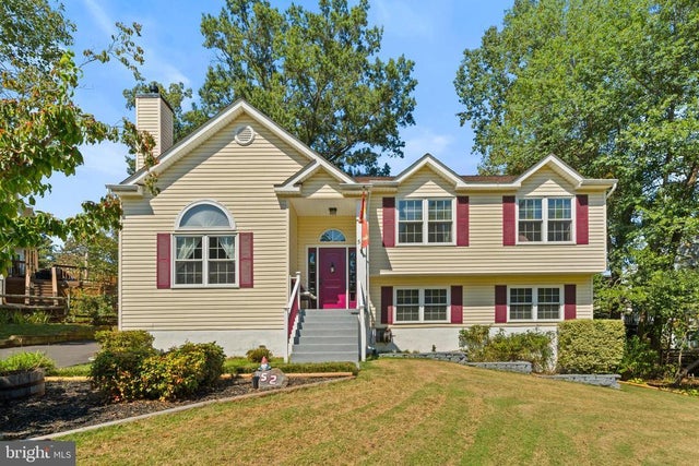 52 Melanie Hollow Ln, Fredericksburg