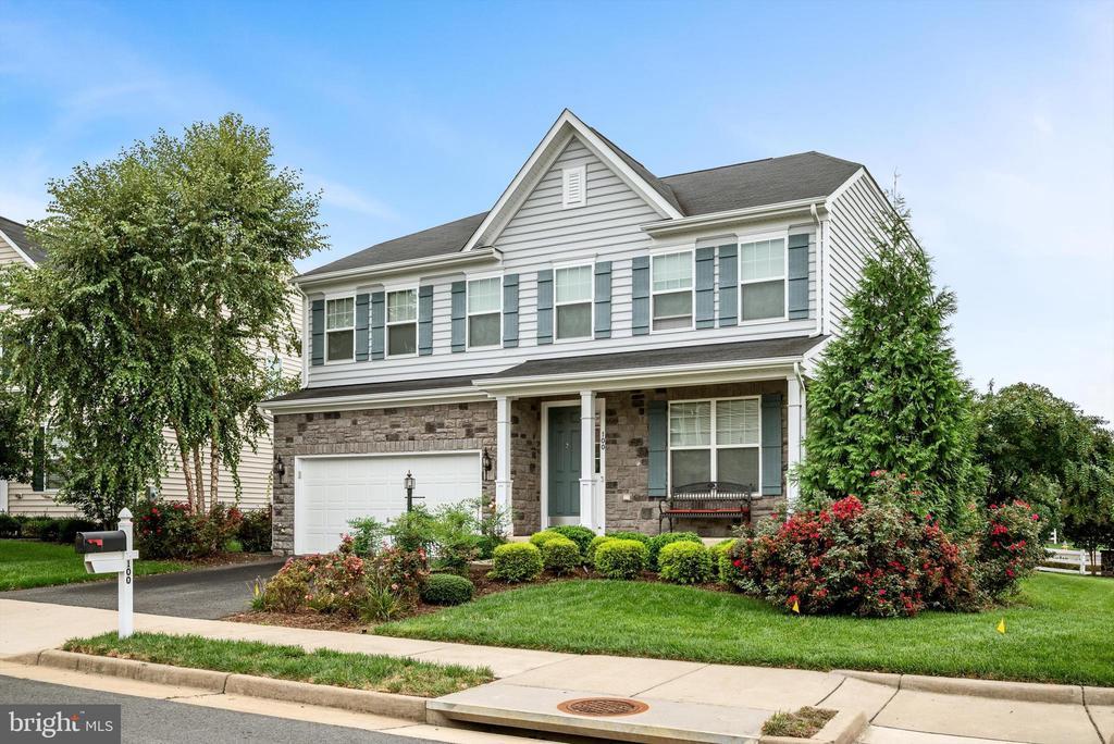 100 Silver Comet Ct, FREDERICKSBURG