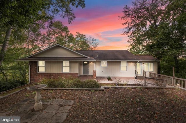 2161 Aquia Dr, Stafford