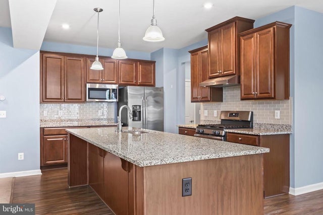 218 Courthouse Manor Dr, Stafford