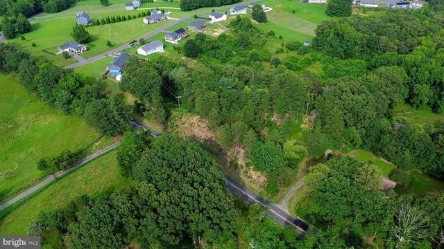 100 Hickory Hill Overlook Ct, Fredericksburg