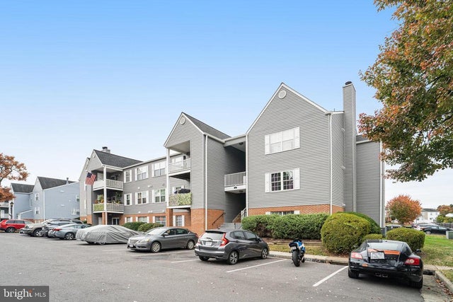 202 Grosvenor Ln #71, Stafford