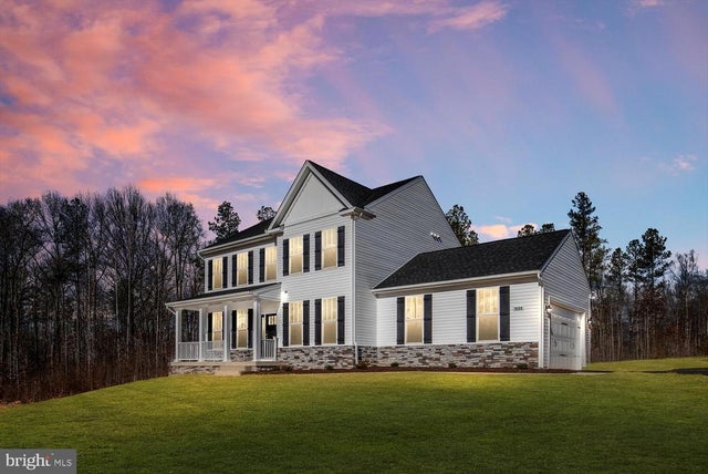 28 Stagecoach Rd, Fredericksburg