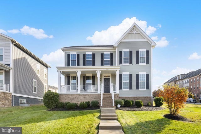 220 Almond Dr, Stafford