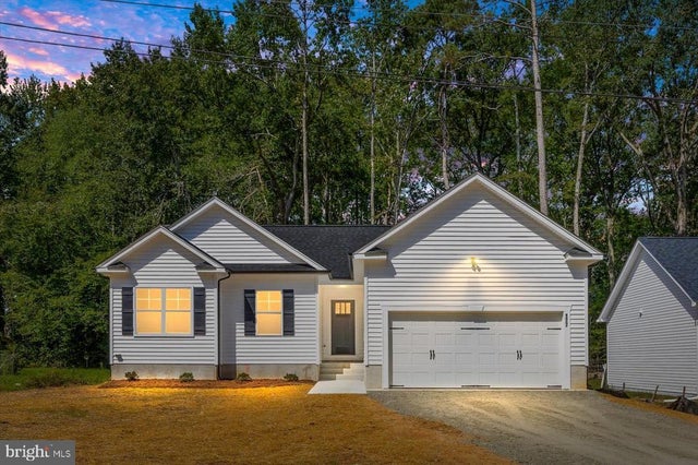 177 Woodmount Dr, Colonial Beach