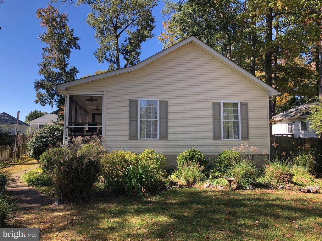 1407 Lossing Ave, COLONIAL BEACH