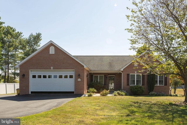 2808 Saratoga Dr, Winchester