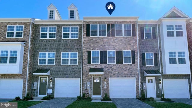 1814 Blythe Way, Winchester