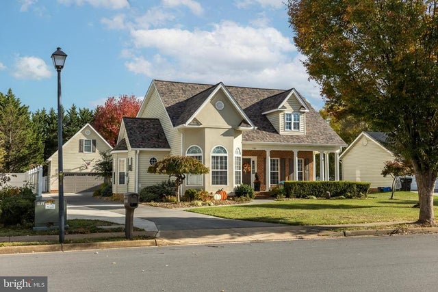 2840 Saratoga Dr, Winchester