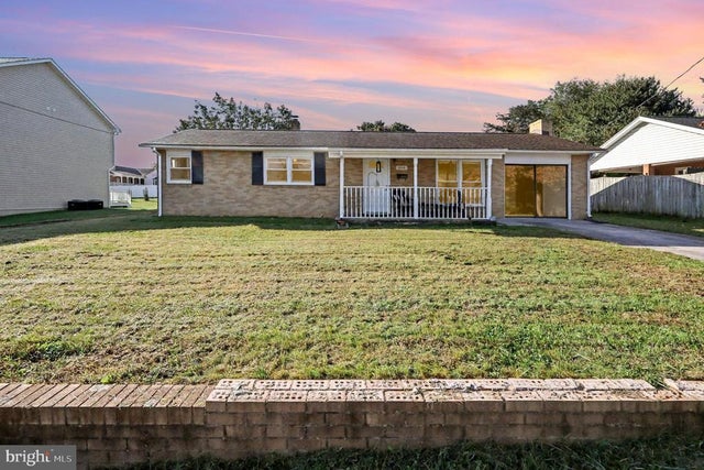 334 W 11th St, Front Royal